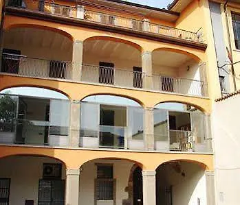 Antico Borgo Aparthotel Bergamo