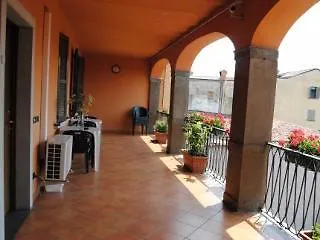 Antico Borgo Aparthotel Bergamo 3*,